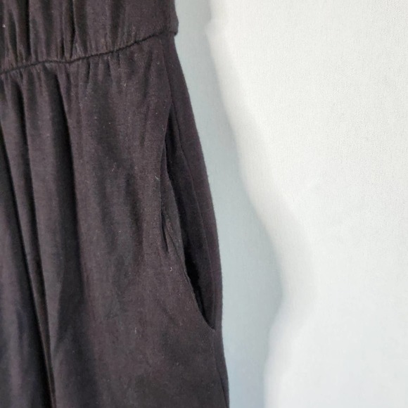 Michael Stars Black Jersey Jumpsuit XS Short Sleeves V Neck Cuffed Elastic Waist - Picture 6 of 9